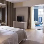 Pelagos & Ξενοδοχείο 5*
