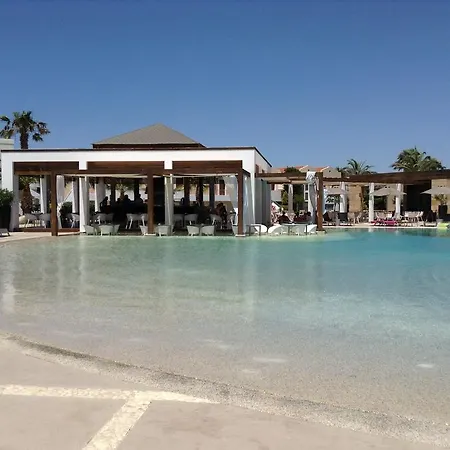Pelagos & Hotel