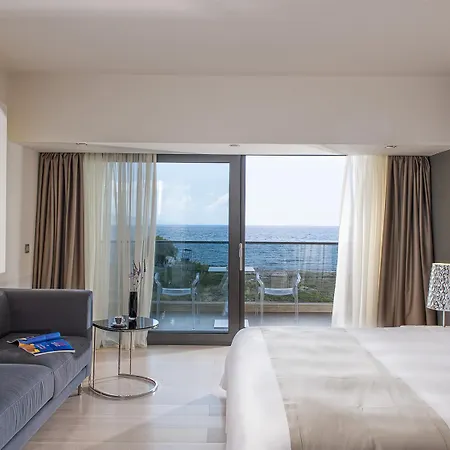 Hotel Pelagos &
